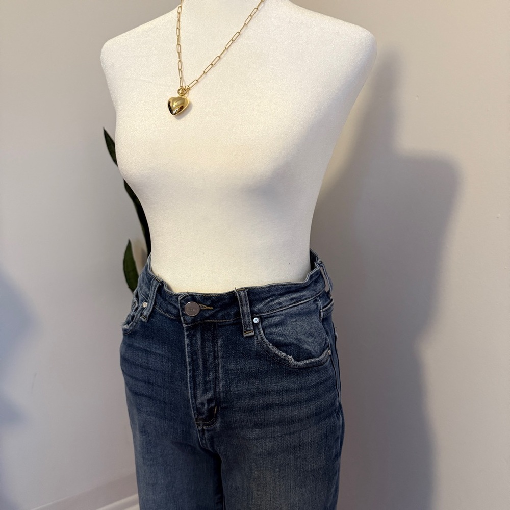 Risen | Classic Medium Wash Straight Leg Jeans - Picture 3 of 12